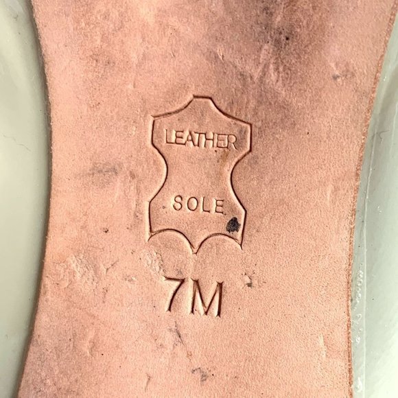 Tory Burch Stylish Green Peep-Toe Flats - Picture 7 of 8